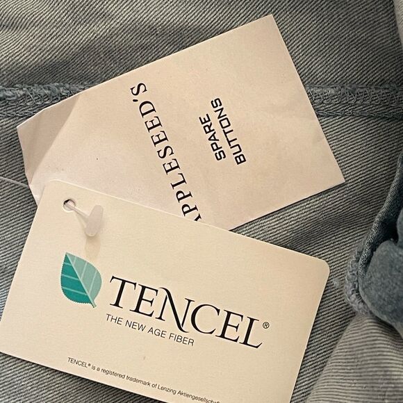 Appleseed's Crop Pants  - Picture 5 of 7